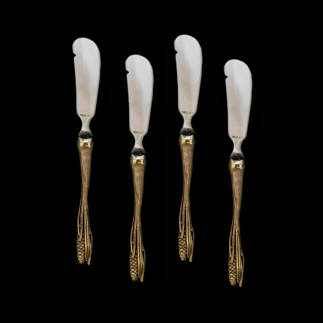 Image of the Michael Michaud Pine 4-Piece Spreader Set on a black background