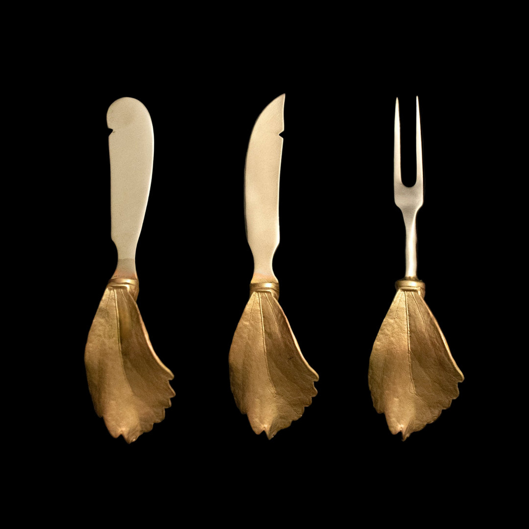 Image of the Michael Michaud Pachysandra Hostess Set on a black background