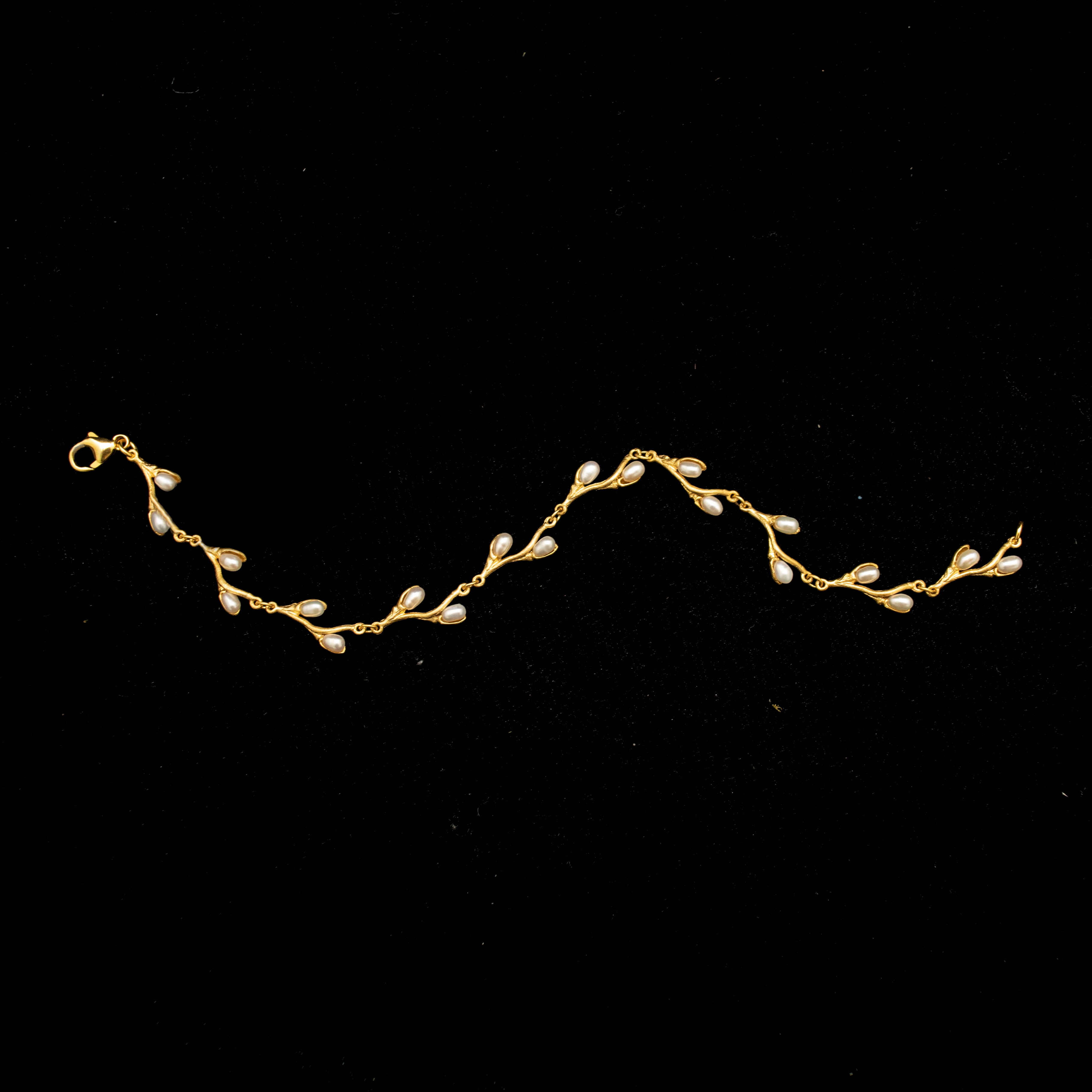 Image of the Michael Michaud Fine Pussy Willow Bracelet on a black background