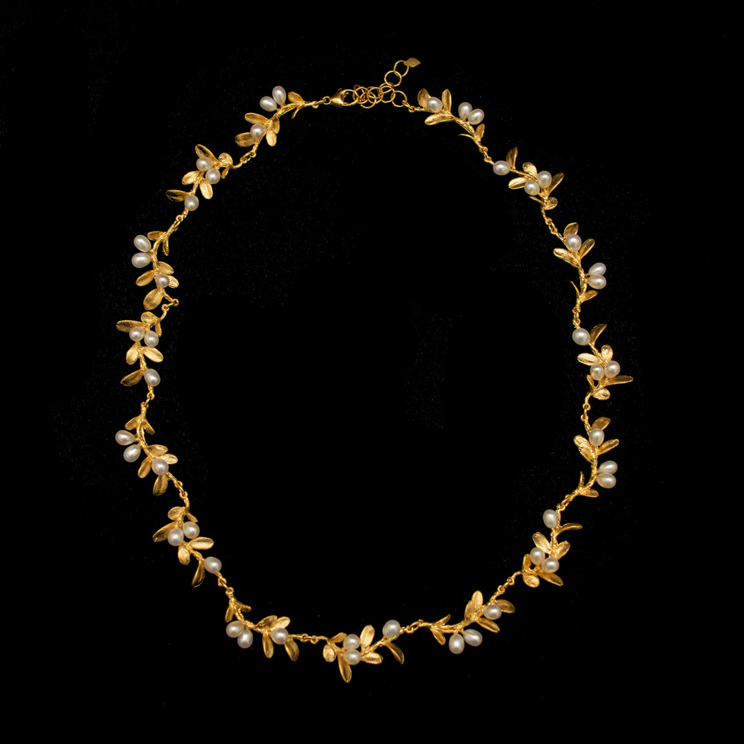 Image of the Michael Michaud Fine Boxwood Necklace on a black background