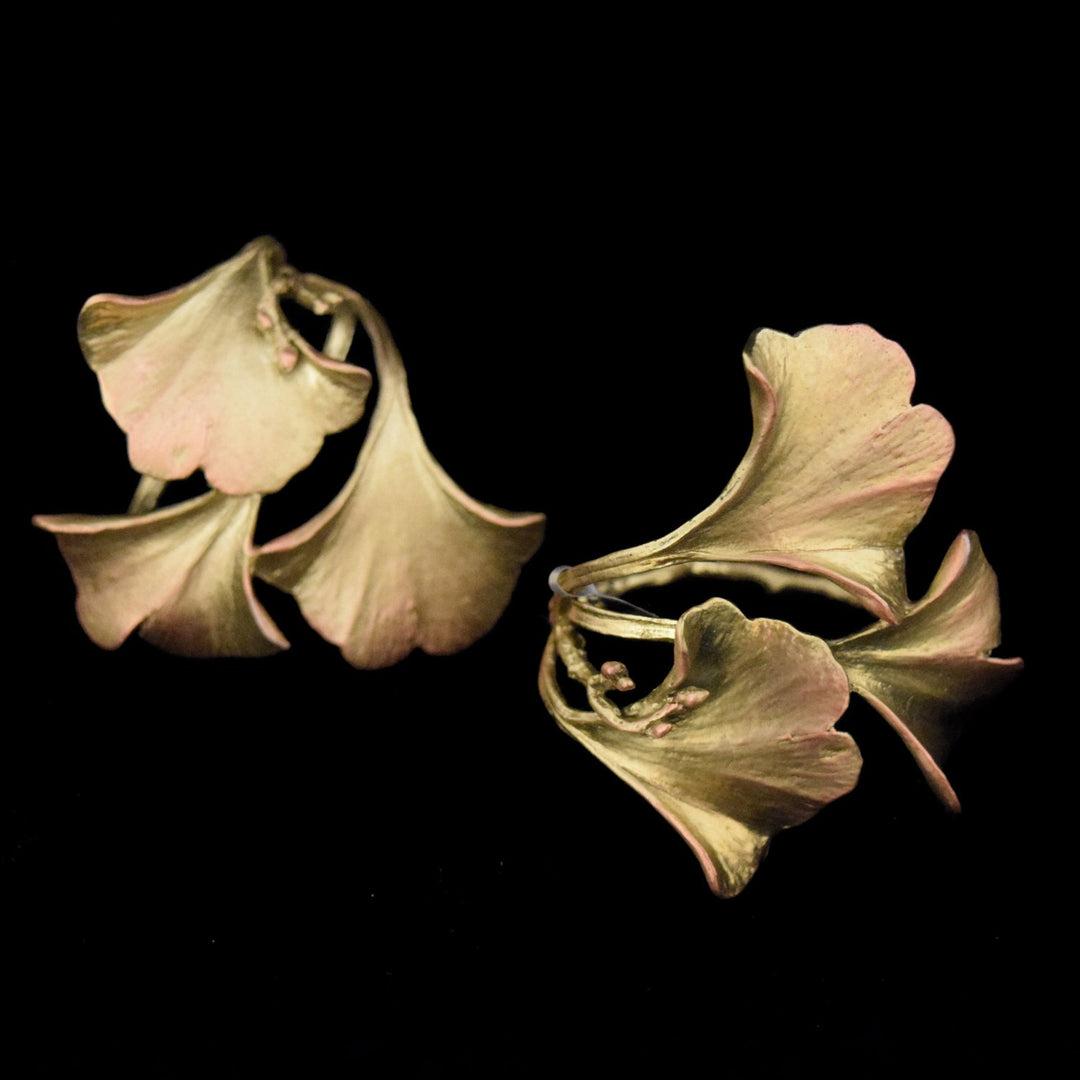 Image of the Michael Michaud Ginkgo Napkin Rings - Bronze on a black background