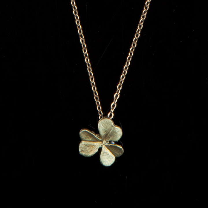 Image of the Michael Michaud Clover Pendant on a black background